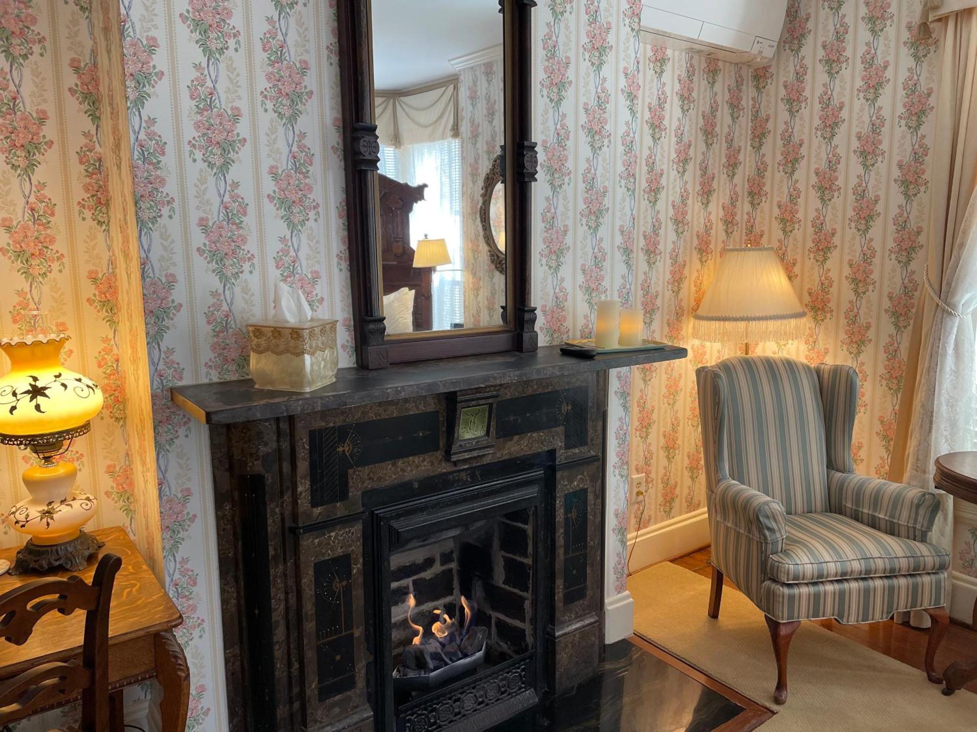 The Oaks Victorian Inn Christiansburg Eksteriør billede